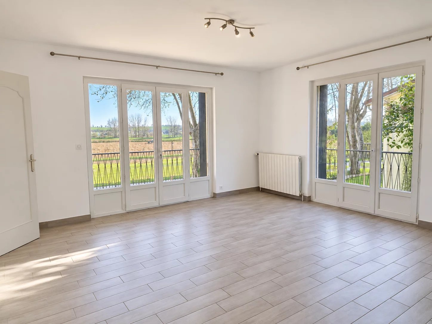 2d2bc4bbcbec3ba36196f5fefdc6d5cb_a64bb40c8e_1448-original-86137 SAMATAN Maison T4 avec grand garage et jardin