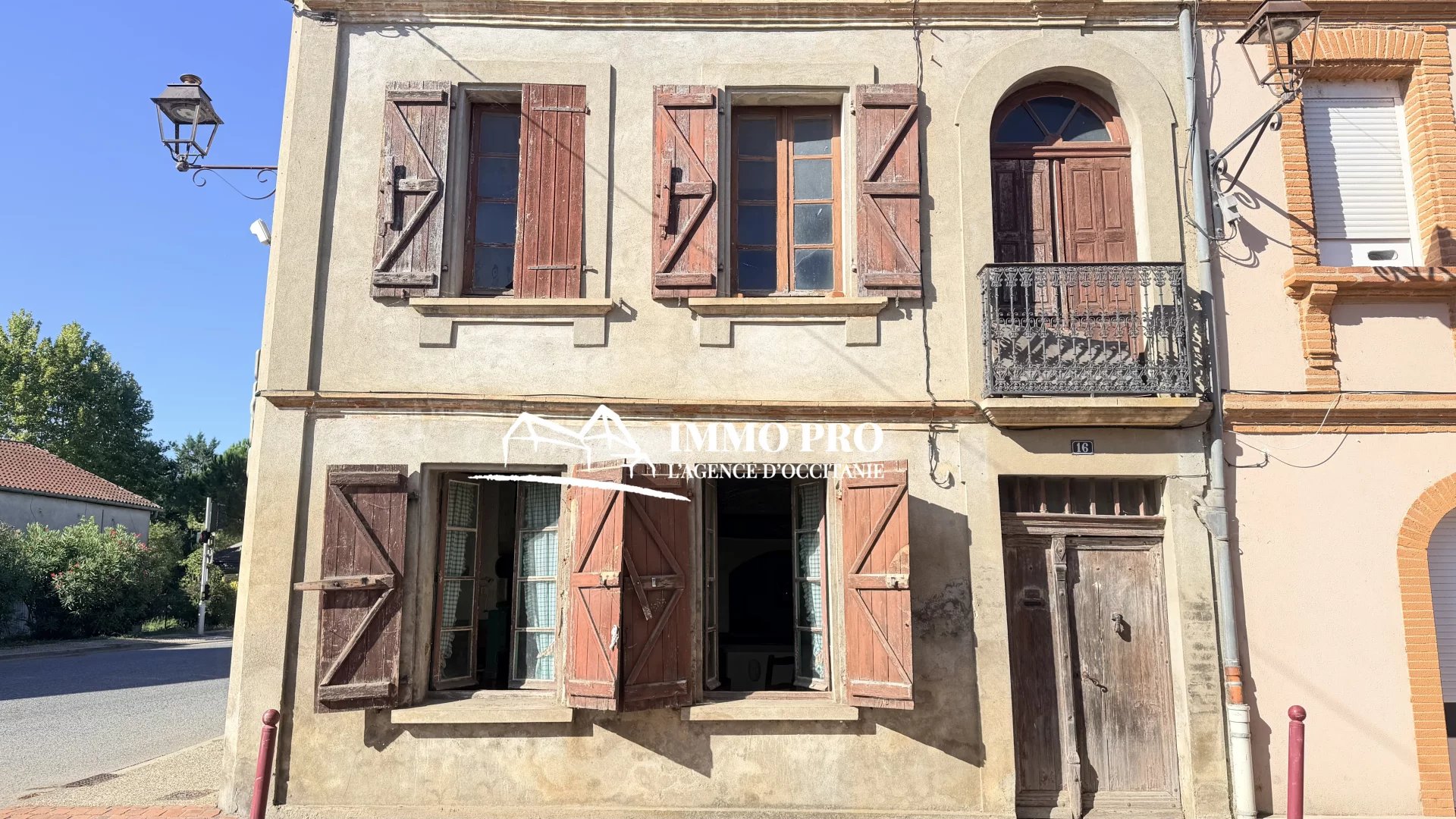 SAMATAN Centre   Maison au fort potentiel à révéler !