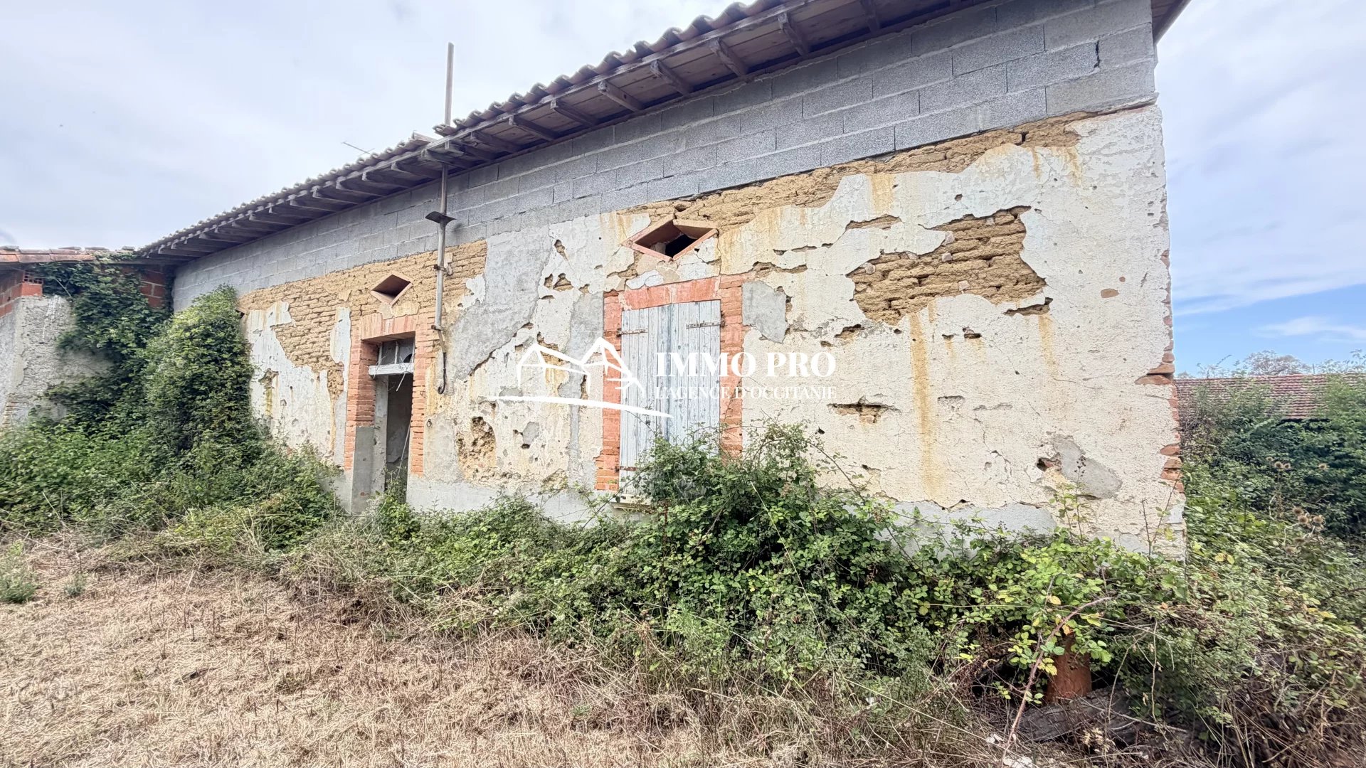 Samatan    Ferme Gasconne & Grange sur 2,8HA